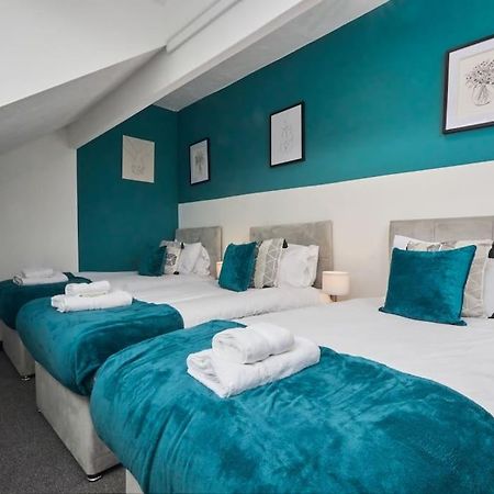 Large House Close To Leeds - Ideal For Groups 외부 사진