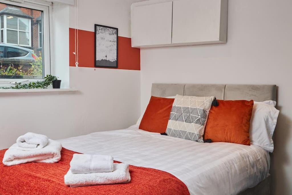 Large House Close To Leeds - Ideal For Groups 외부 사진