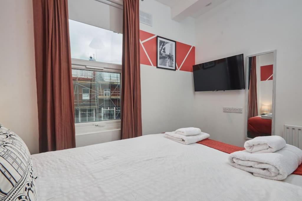 Large House Close To Leeds - Ideal For Groups 외부 사진