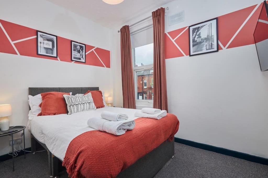Large House Close To Leeds - Ideal For Groups 외부 사진