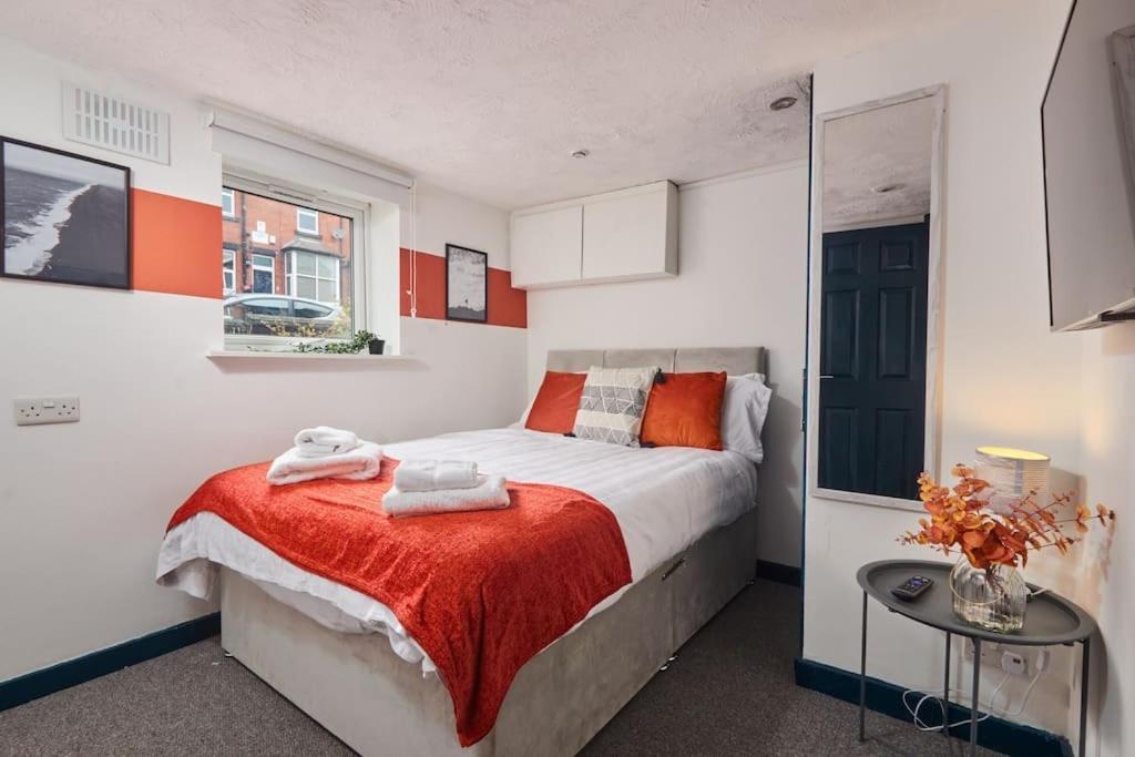 Large House Close To Leeds - Ideal For Groups 외부 사진